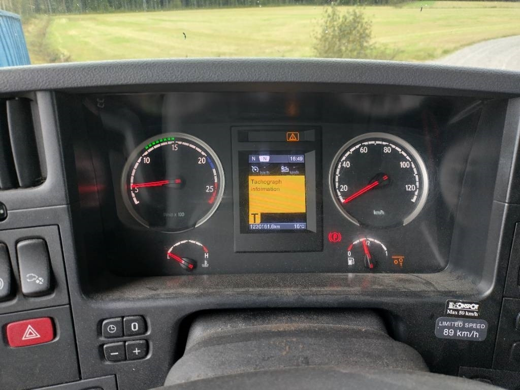 Scania R560 6x2 täysilmaj.uusi koneenkuljetusritilä - Camion platformă: Foto 5 Scania R560 6x2 täysilmaj.uusi koneenkuljetusritilä - Camion platformă: Foto 5