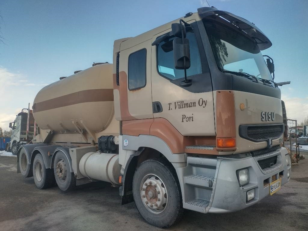 Sisu E14 8x2 kippipainepytty+kompura - Camion cisternă: Foto 3 Sisu E14 8x2 kippipainepytty+kompura - Camion cisternă: Foto 3