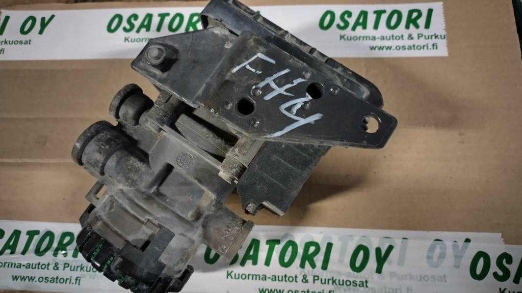 Volvo EBS modulaattori - Piese frână pentru Camion: Foto 2 Volvo EBS modulaattori - Piese frână pentru Camion: Foto 2