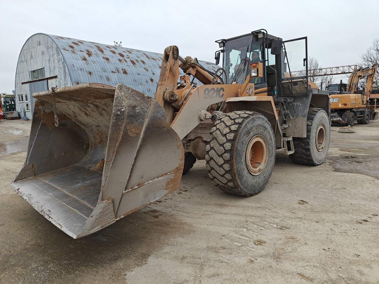 CASE 921C - Încărcător frontal pe pneuri: Foto 3 CASE 921C - Încărcător frontal pe pneuri: Foto 3