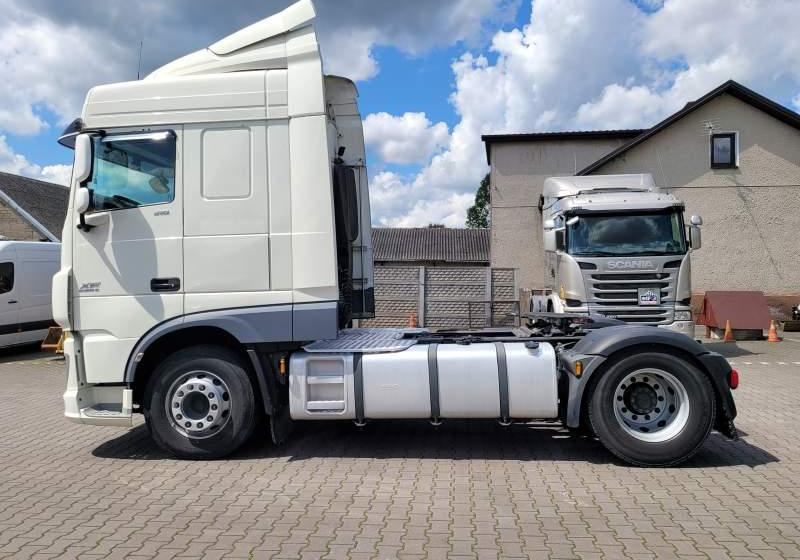 DAF XF510 SPACE CAB / SPROWADZONY / MANUAL / RETARDER - Cap tractor: Foto 5 DAF XF510 SPACE CAB / SPROWADZONY / MANUAL / RETARDER - Cap tractor: Foto 5