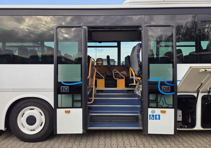 Irisbus RECREO/ SPROWADZONY/ KLIMA / 251 000 KM - Autobuz interurban: Foto 5 Irisbus RECREO/ SPROWADZONY/ KLIMA / 251 000 KM - Autobuz interurban: Foto 5