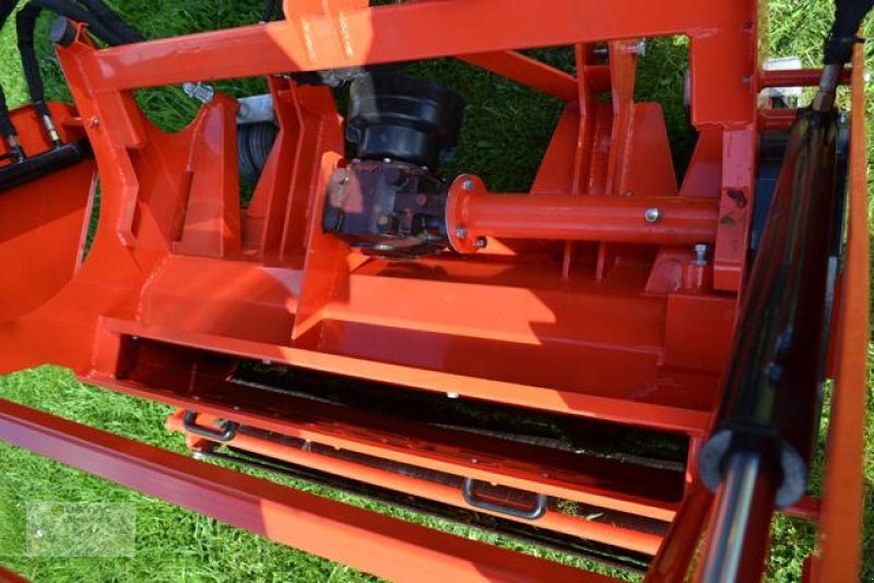 Boxer - Tocător resturi vegetale/ Mulcer: Foto 2 Boxer - Tocător resturi vegetale/ Mulcer: Foto 2