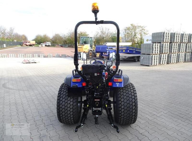 Farmtrac Farmtrac 26 Rasenbereifung Traktor Schlepper 26PS Mitsubishi NEU - Tractor mic: Foto 5 Farmtrac Farmtrac 26 Rasenbereifung Traktor Schlepper 26PS Mitsubishi NEU - Tractor mic: Foto 5