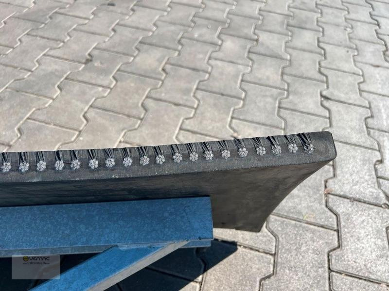 Vemac Gummischieber 260 Schäffer Futterschieber, Gülleschieber, Schneeschild - Lamă pentru Utilaje agricole: Foto 3 Vemac Gummischieber 260 Schäffer Futterschieber, Gülleschieber, Schneeschild - Lamă pentru Utilaje agricole: Foto 3