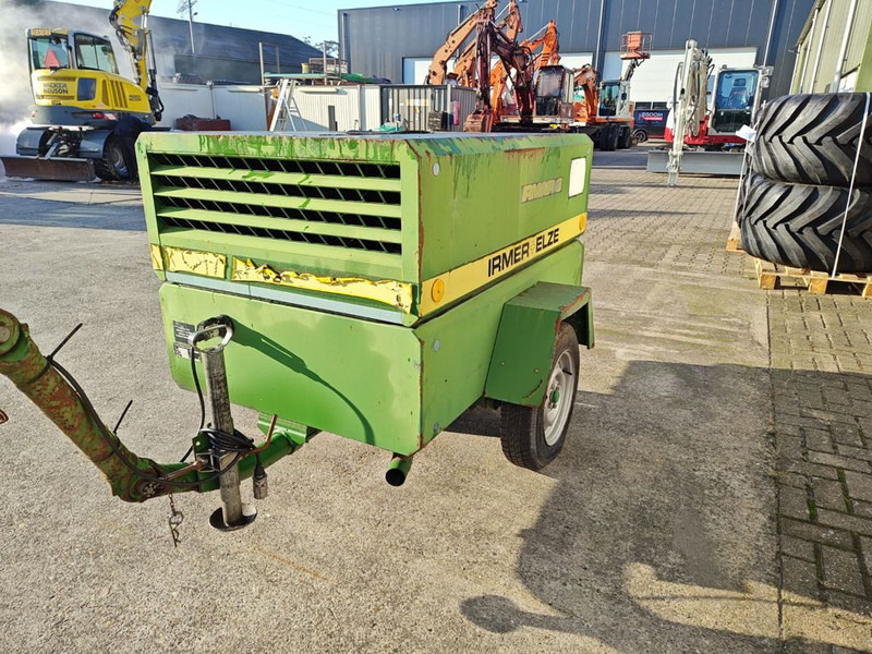 Irmer + Elze 95 compressor irmair 3 - Excavator: Foto 2 Irmer + Elze 95 compressor irmair 3 - Excavator: Foto 2