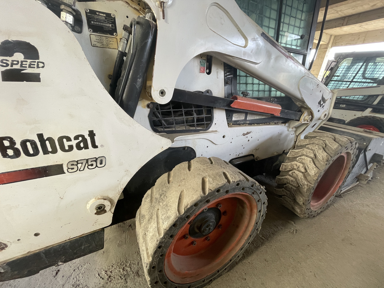 Bobcat S750 - Mini încărcător: Foto 4 Bobcat S750 - Mini încărcător: Foto 4