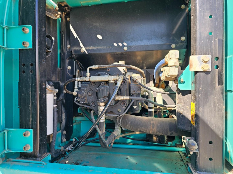 Excavator pe şenile Kobelco SK210LC-9: Foto 14 Excavator pe şenile Kobelco SK210LC-9: Foto 14