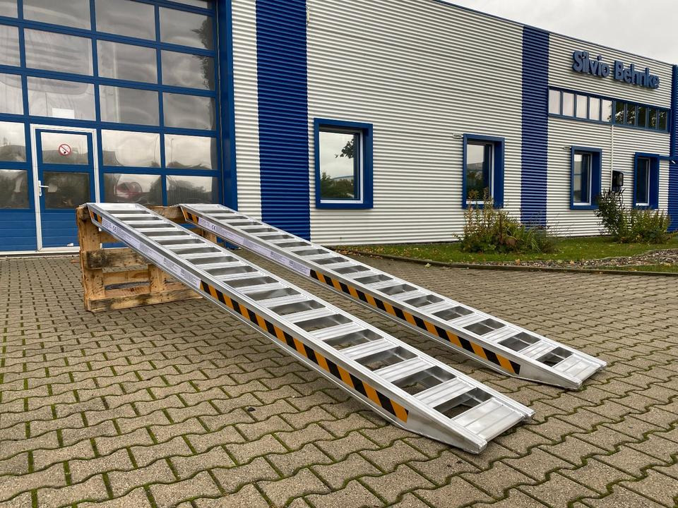Alurampen Satz 3,50M 3000KG Minibagger Minilader Quad Auffahrrampe *INKL.19% MWST* - Rampă de încărcare: Foto 4 Alurampen Satz 3,50M 3000KG Minibagger Minilader Quad Auffahrrampe *INKL.19% MWST* - Rampă de încărcare: Foto 4