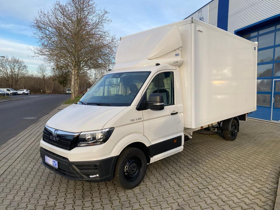 MAN TGE 3.160 Next Level Blyss Kofferaufbau Lang *INKL.19% MWST*HECKANTRIEB*AHK*PDC*TEMPO *UVM*SOFORT VERFÜGBAR!* - Autoutilitară box: Foto 4 MAN TGE 3.160 Next Level Blyss Kofferaufbau Lang *INKL.19% MWST*HECKANTRIEB*AHK*PDC*TEMPO *UVM*SOFORT VERFÜGBAR!* - Autoutilitară box: Foto 4