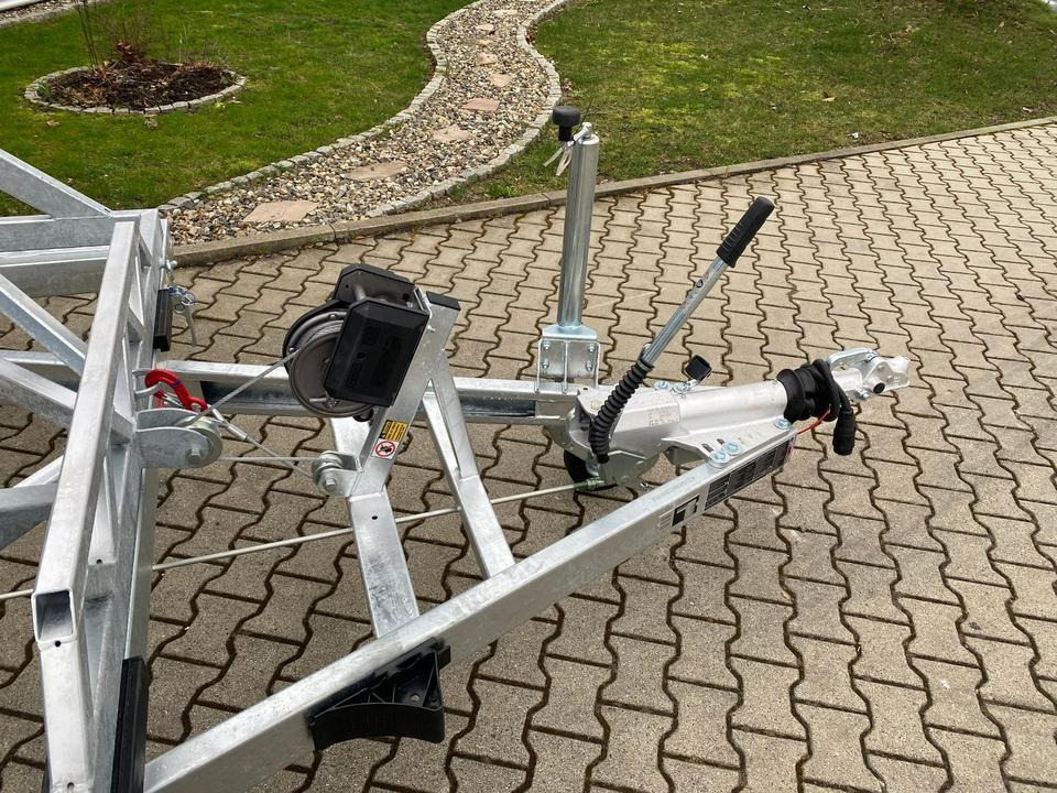 Remorcă transport tamburi Vermietung / Kabelanhänger 2700KG / Nutzlast 2040KG / Kabeltrommel-Anhänger / Glasfaser/ 1 Monat: Foto 6 Remorcă transport tamburi Vermietung / Kabelanhänger 2700KG / Nutzlast 2040KG / Kabeltrommel-Anhänger / Glasfaser/ 1 Monat: Foto 6