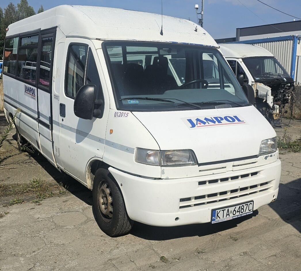 Peugeot BOXER 2.5 - Microbuz, Transport persoane: Foto 1 Peugeot BOXER 2.5 - Microbuz, Transport persoane: Foto 1