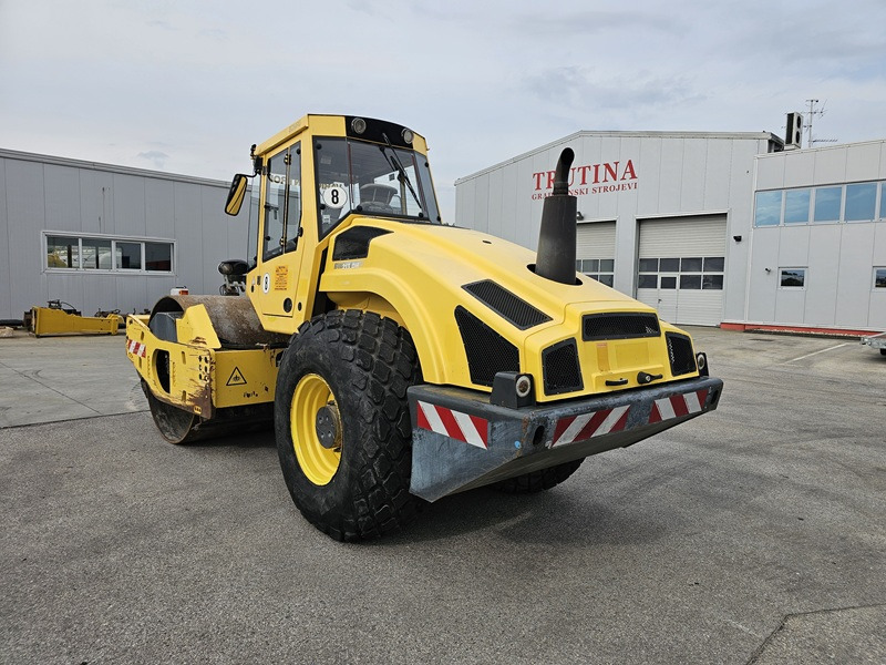BOMAG BW213DH-4 BVC - Compactor: Foto 2 BOMAG BW213DH-4 BVC - Compactor: Foto 2