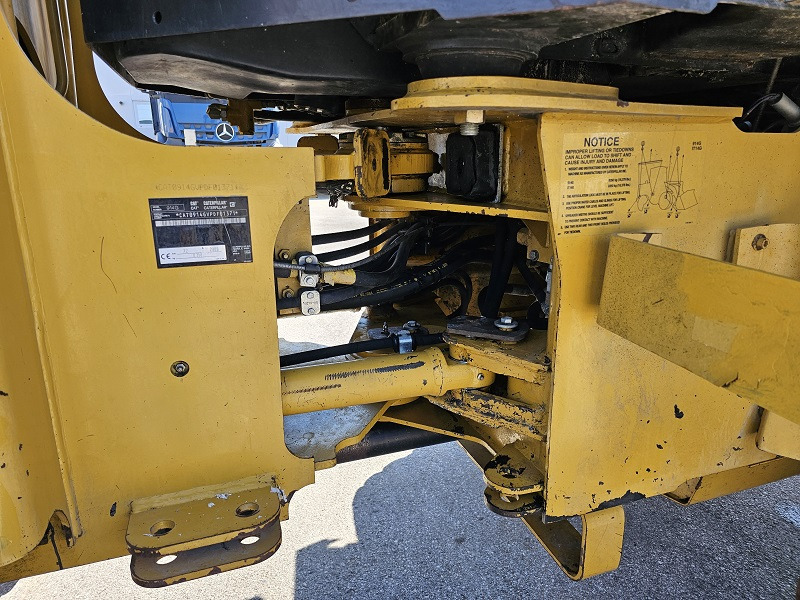 Încărcător frontal pe pneuri CATERPILLAR 914G: Foto 13