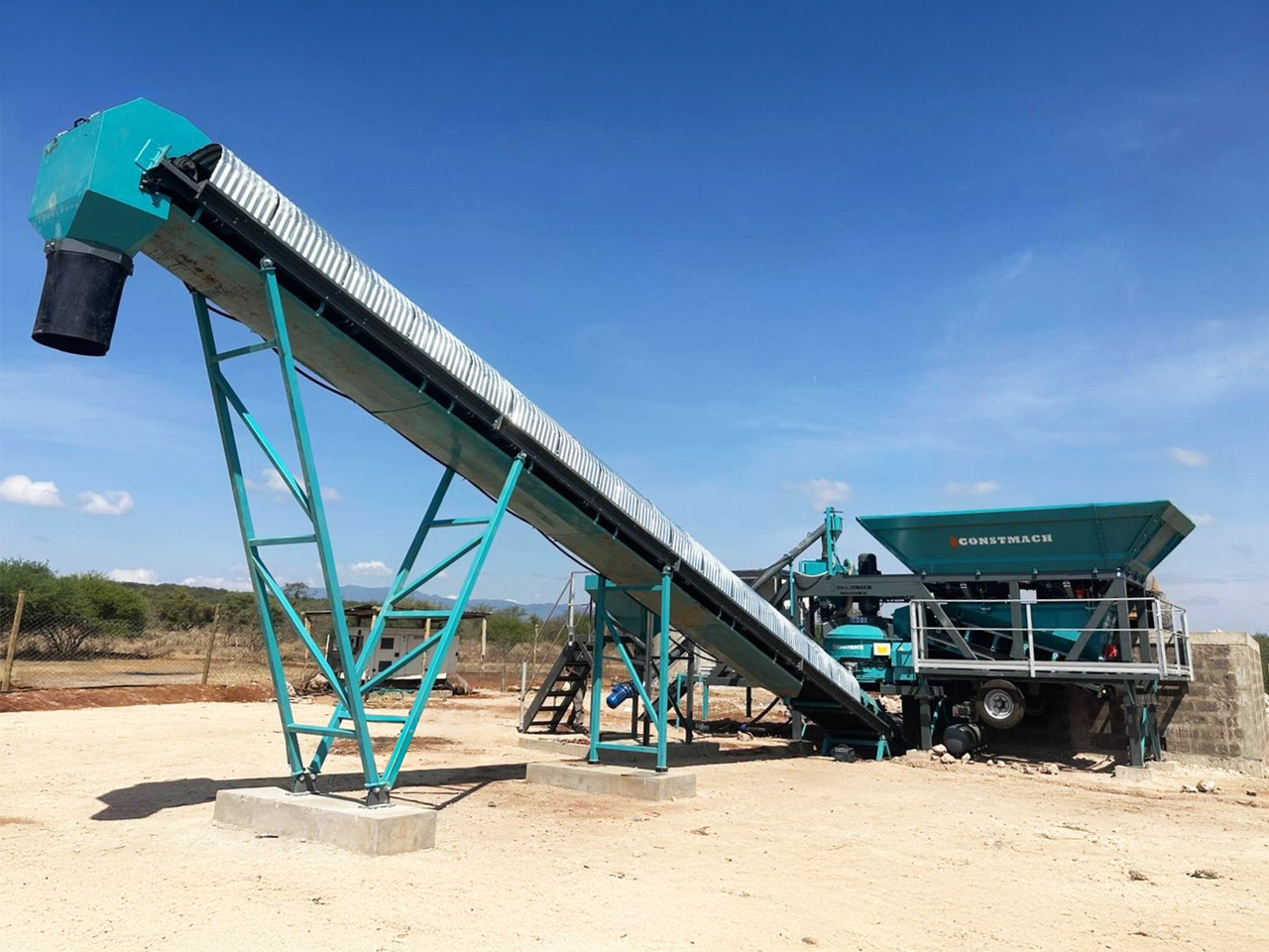 Constmach Mini Mobile Concrete Batching Plant 30 m³/h - Staţie de betoane: Foto 1 Constmach Mini Mobile Concrete Batching Plant 30 m³/h - Staţie de betoane: Foto 1