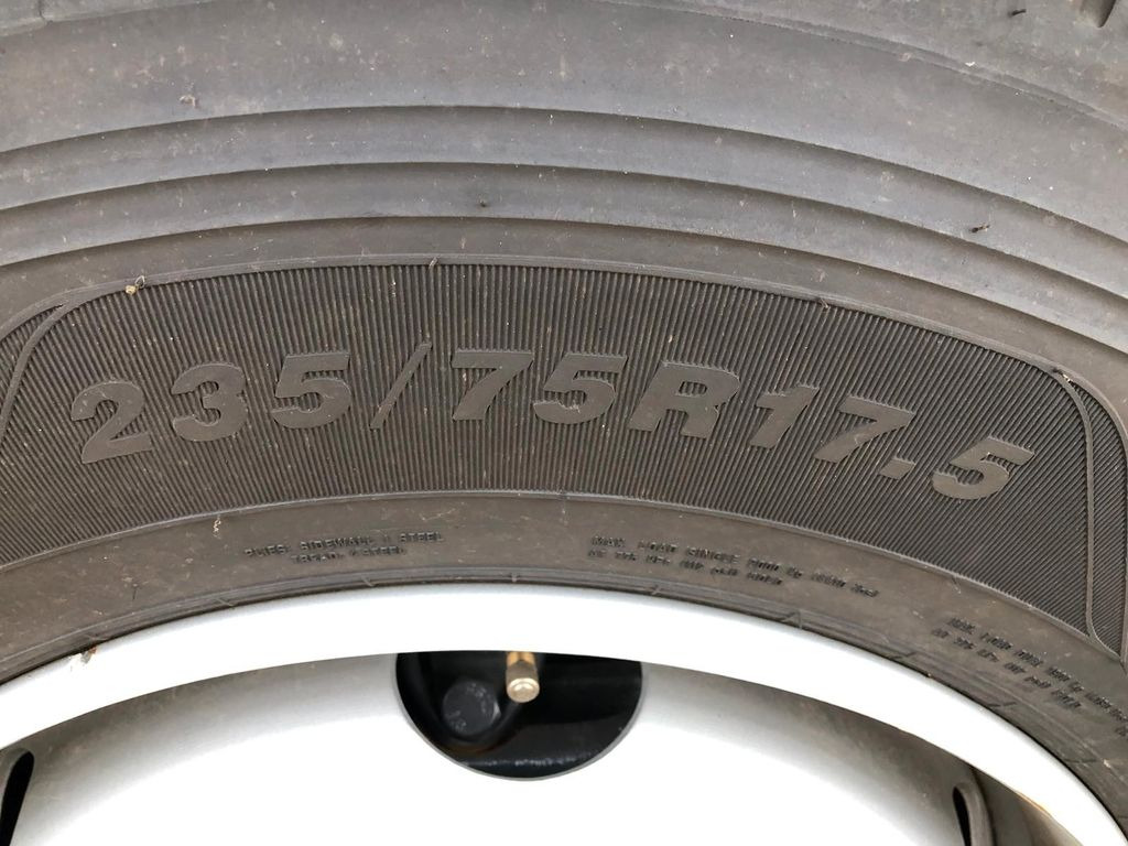 Renault D 10.210 Klima*PTO*Motor Bremse*Blatt Federung Renault D10.210 Klima*2PTO*Motor Bremse*Blatt*Auch Miete în leasing Renault D 10.210 Klima*PTO*Motor Bremse*Blatt Federung Renault D10.210 Klima*2PTO*Motor Bremse*Blatt*Auch Miete: Foto 15