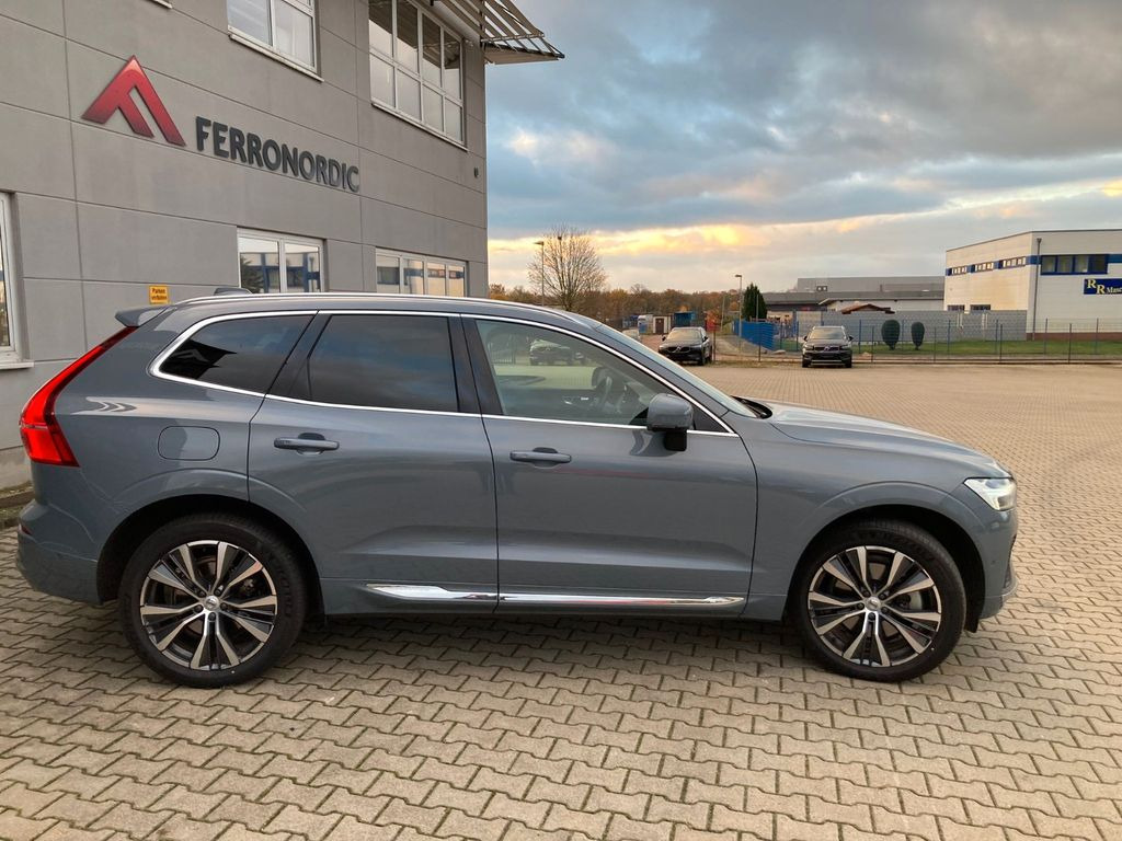 Volvo XC 60 T6 Inscr. Rech. Plug-In Hybrid AWD Md.2022 Volvo XC 60 T6 Inscr. Rech. Plug-In Hybrid AWD Md.2022 - SUV: Foto 3 Volvo XC 60 T6 Inscr. Rech. Plug-In Hybrid AWD Md.2022 Volvo XC 60 T6 Inscr. Rech. Plug-In Hybrid AWD Md.2022 - SUV: Foto 3