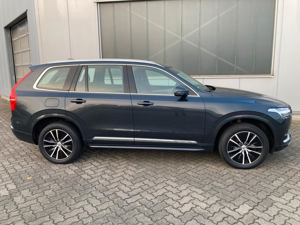 Volvo XC 90 T8 7-Sitzer Inscr. Expr. Recharge AWD Volvo XC 90 T8 7-Sitzer Inscr. Expr. Recharge AWD - SUV: Foto 2 Volvo XC 90 T8 7-Sitzer Inscr. Expr. Recharge AWD Volvo XC 90 T8 7-Sitzer Inscr. Expr. Recharge AWD - SUV: Foto 2