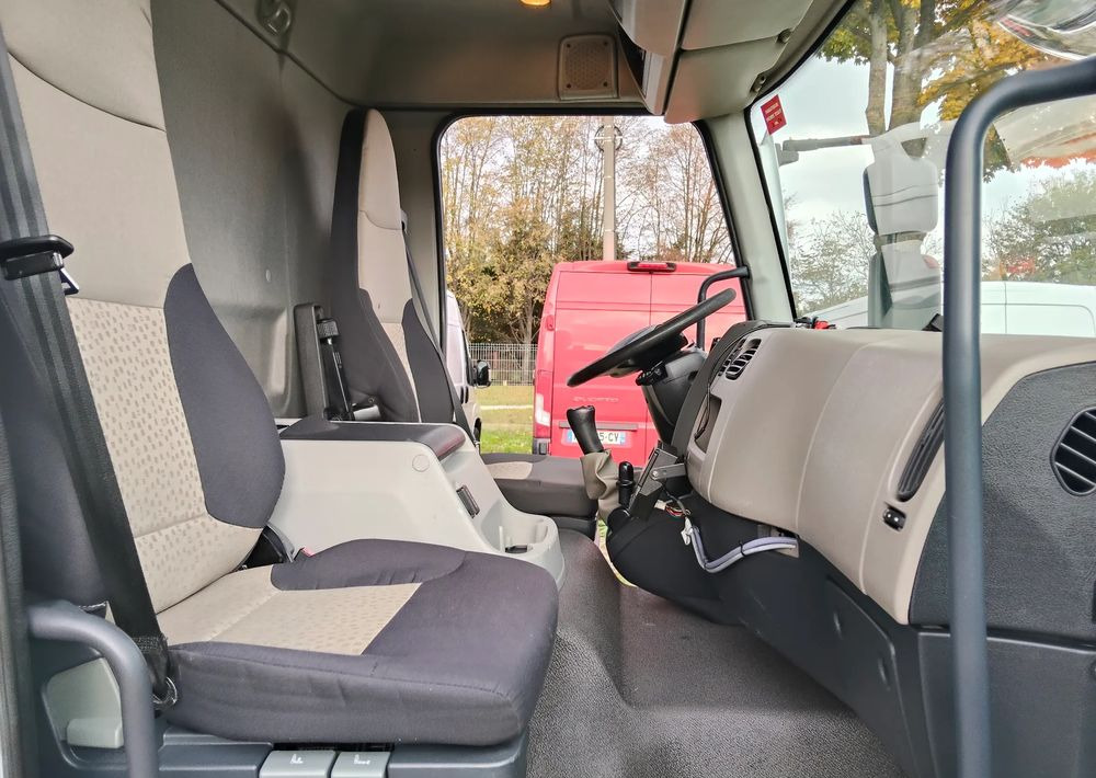 Camion frigider Renault Midlum: Foto 20