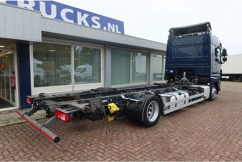DAF XF 430 430 FA 4x2 BDF/Chassiscabine Wisselbare opbouw - Camion şasiu: Foto 3 DAF XF 430 430 FA 4x2 BDF/Chassiscabine Wisselbare opbouw - Camion şasiu: Foto 3