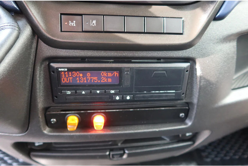 Iveco Daily 50C16 Recovery truck, bergingswagen, Afsleepwagen - Maşină de tractare: Foto 4 Iveco Daily 50C16 Recovery truck, bergingswagen, Afsleepwagen - Maşină de tractare: Foto 4