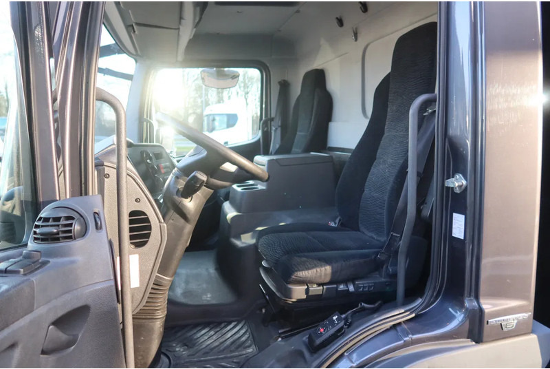 Mercedes-Benz Atego 818 L bak + klep grijs metallic € 14.650.- euro netto - Camion furgon: Foto 5 Mercedes-Benz Atego 818 L bak + klep grijs metallic € 14.650.- euro netto - Camion furgon: Foto 5