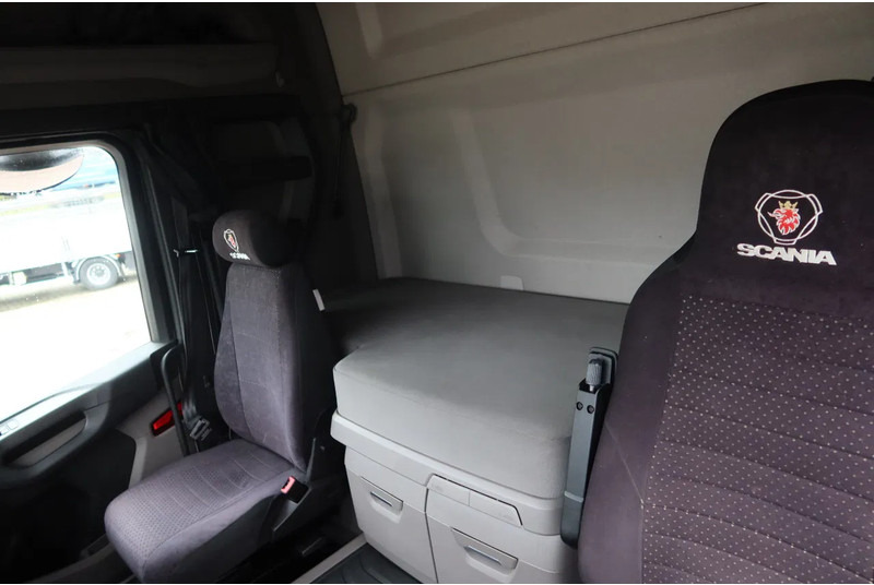 Scania R500 NGS 6x2 Chassis, Stuur lift as - Camion şasiu: Foto 4 Scania R500 NGS 6x2 Chassis, Stuur lift as - Camion şasiu: Foto 4