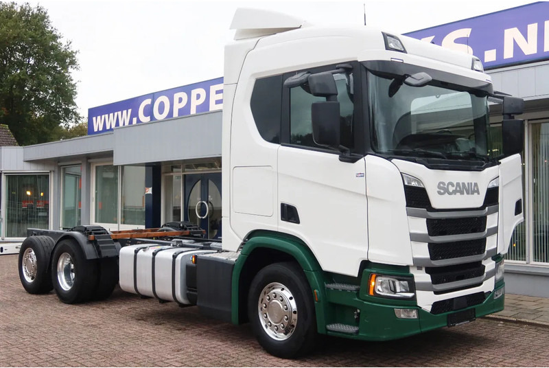 Scania R500 NGS 6x2 Chassis, Stuur lift as - Camion şasiu: Foto 2 Scania R500 NGS 6x2 Chassis, Stuur lift as - Camion şasiu: Foto 2