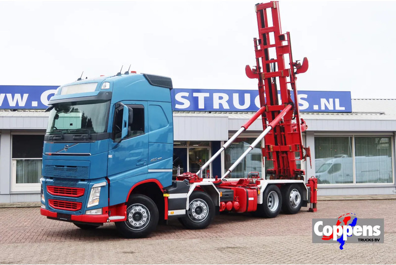 Volvo FH 460 Hooklift 8x2 Haakarm. 3x Steering axle - Camion cu sistem de cablu: Foto 1 Volvo FH 460 Hooklift 8x2 Haakarm. 3x Steering axle - Camion cu sistem de cablu: Foto 1