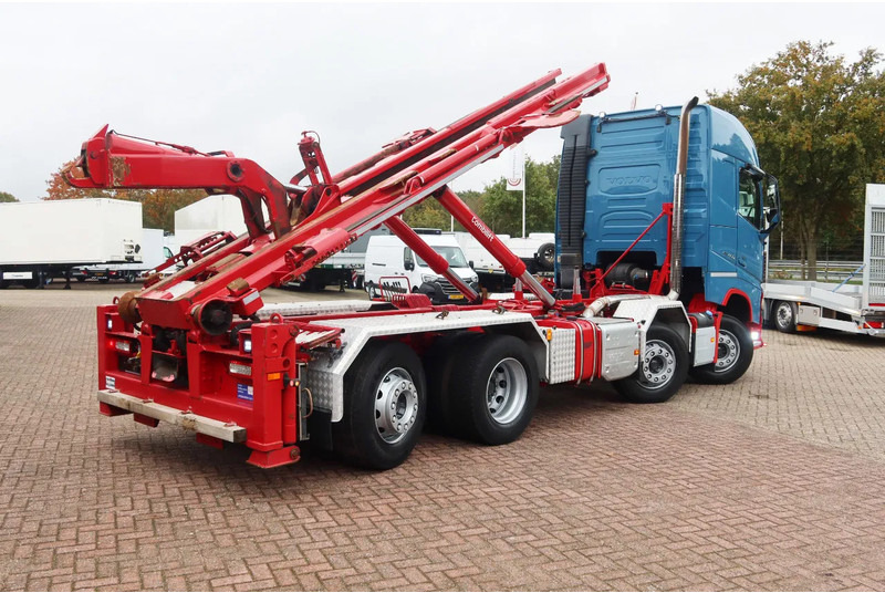 Volvo FH 460 Hooklift 8x2 Haakarm. 3x Steering axle - Camion cu sistem de cablu: Foto 3 Volvo FH 460 Hooklift 8x2 Haakarm. 3x Steering axle - Camion cu sistem de cablu: Foto 3
