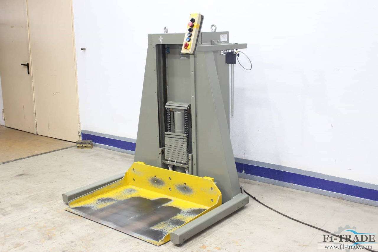 Polar L-1000-W-3 - Transpalet la mare înălţime: Foto 3 Polar L-1000-W-3 - Transpalet la mare înălţime: Foto 3