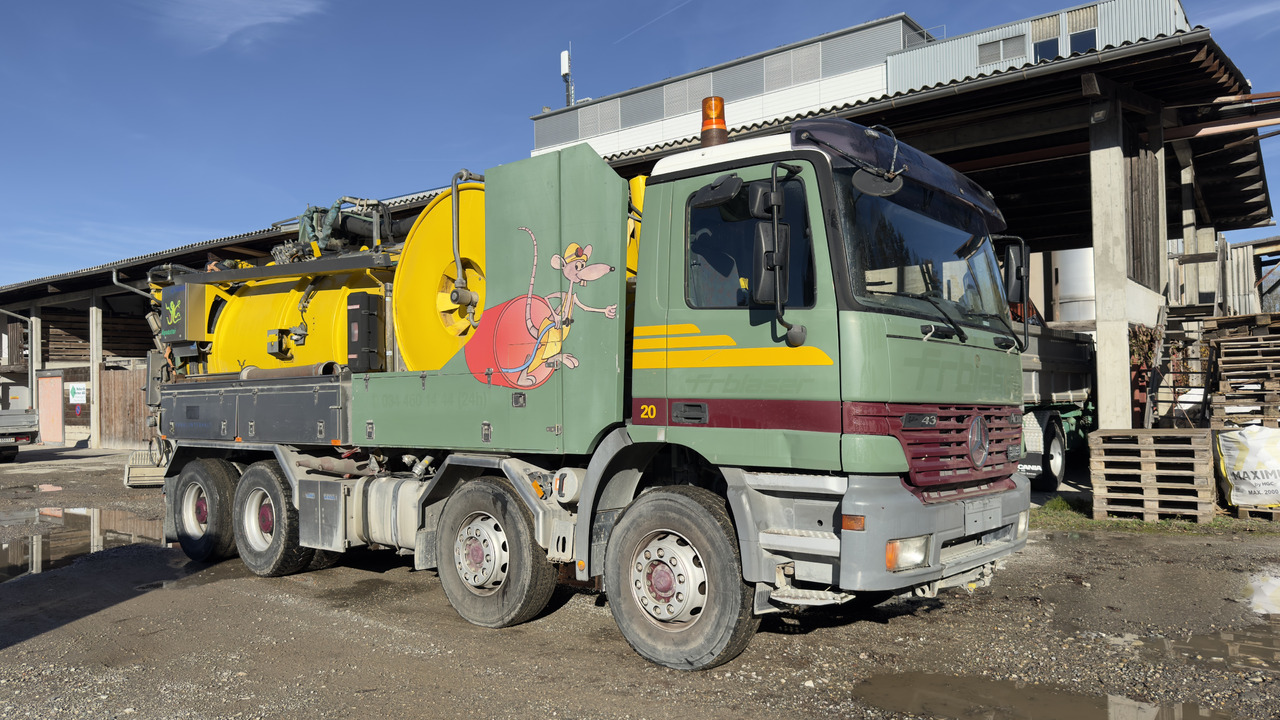MERCEDES-BENZ Actros 3243 - Camion: Foto 1 MERCEDES-BENZ Actros 3243 - Camion: Foto 1