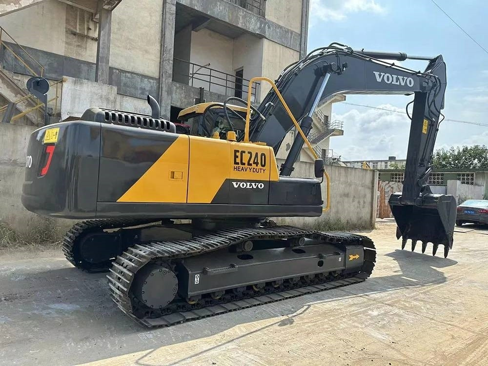 Volvo EC240D - Excavator pe şenile: Foto 4 Volvo EC240D - Excavator pe şenile: Foto 4