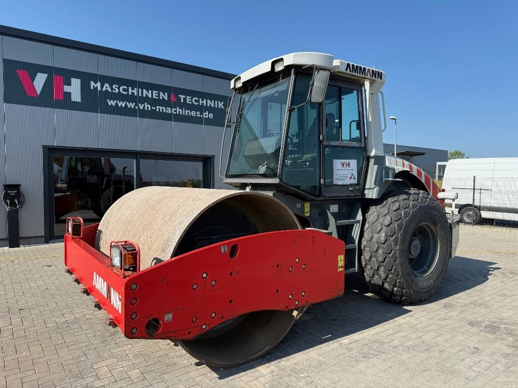 Ammann ASC 110 - Compactor: Foto 1 Ammann ASC 110 - Compactor: Foto 1