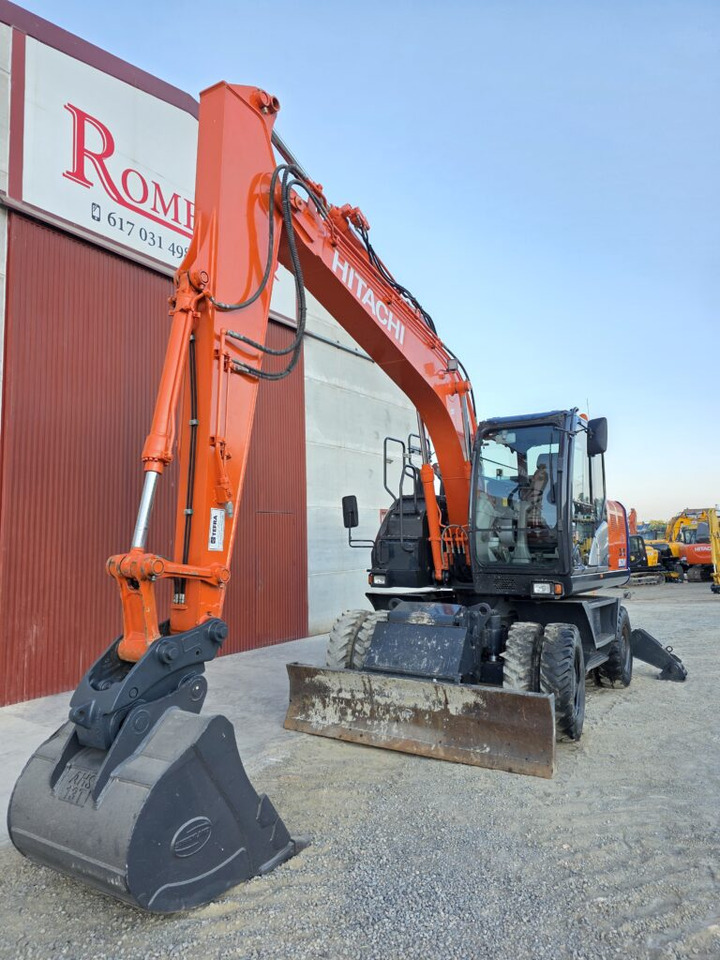 HITACHI ZX140W-6 - Excavator pe roţi: Foto 2 HITACHI ZX140W-6 - Excavator pe roţi: Foto 2