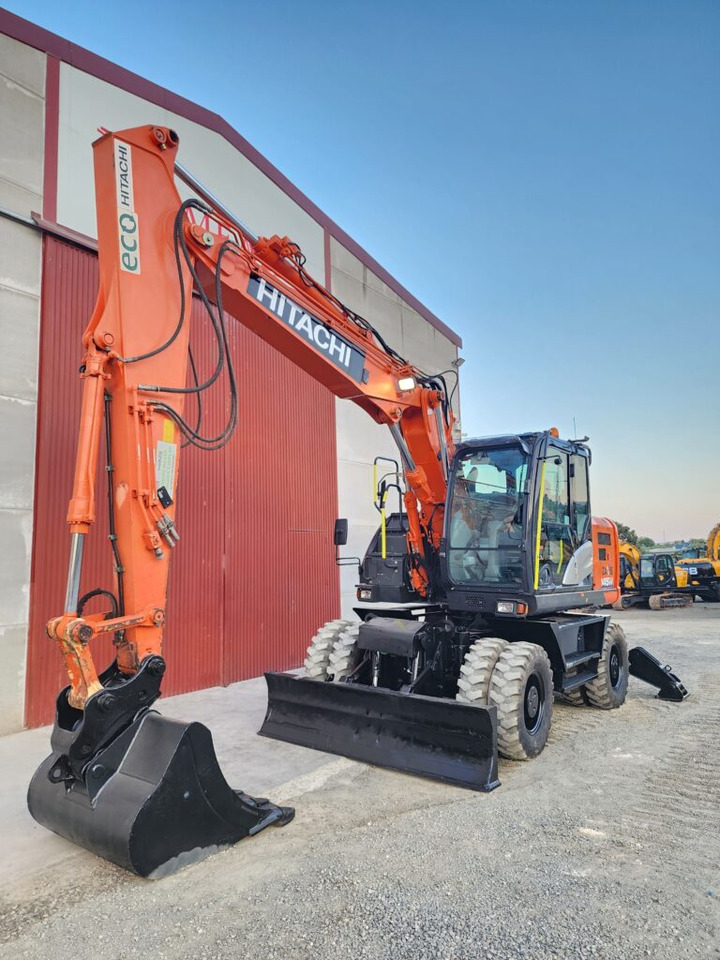 HITACHI ZX145W-6 - Excavator pe roţi: Foto 3 HITACHI ZX145W-6 - Excavator pe roţi: Foto 3