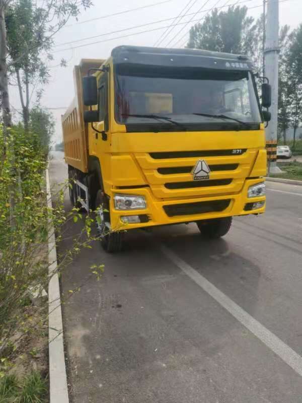 Howo Sinotruck - Camion basculantă: Foto 1 Howo Sinotruck - Camion basculantă: Foto 1