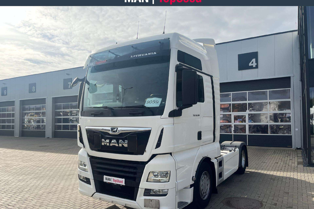 MAN 18.500 4X2 XXL Cab Retarder (9059) - Cap tractor: Foto 1 MAN 18.500 4X2 XXL Cab Retarder (9059) - Cap tractor: Foto 1