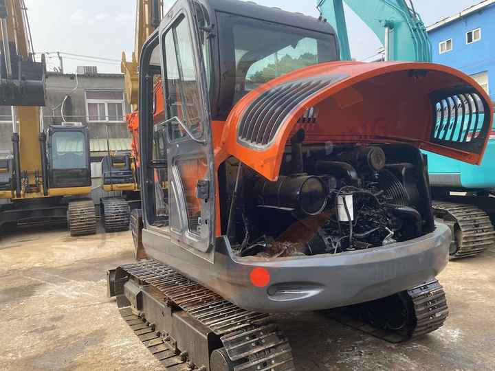 Awesome Performance good price Korea Imported Small Scale Used Doosan Dx60 Excavator - Excavator pe şenile: Foto 2 Awesome Performance good price Korea Imported Small Scale Used Doosan Dx60 Excavator - Excavator pe şenile: Foto 2