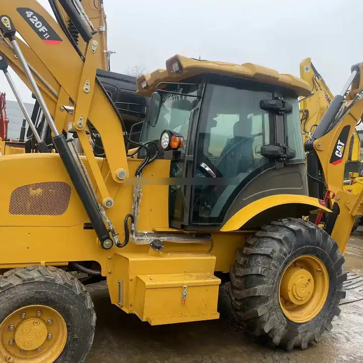 HT636 Mini Tractor with Front End Loader and Backhoe Efficient Cat 420F2 Backhoe Loader Weichai Engine New Condition - Buldoexcavator: Foto 1 HT636 Mini Tractor with Front End Loader and Backhoe Efficient Cat 420F2 Backhoe Loader Weichai Engine New Condition - Buldoexcavator: Foto 1