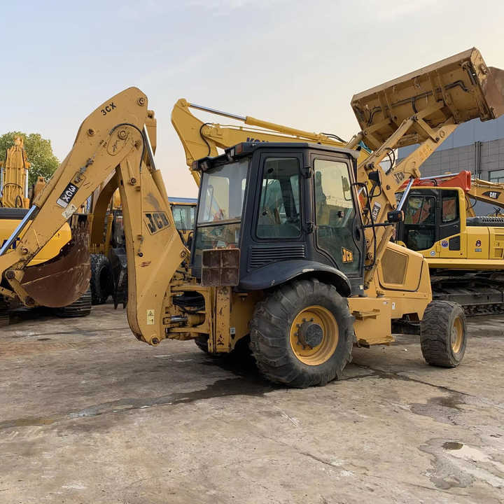 JCB 3cX backhoe loader manufactured in 2022 with telescopic boom JCB3CX JCB4CX JCB 3DX - Buldoexcavator: Foto 1 JCB 3cX backhoe loader manufactured in 2022 with telescopic boom JCB3CX JCB4CX JCB 3DX - Buldoexcavator: Foto 1