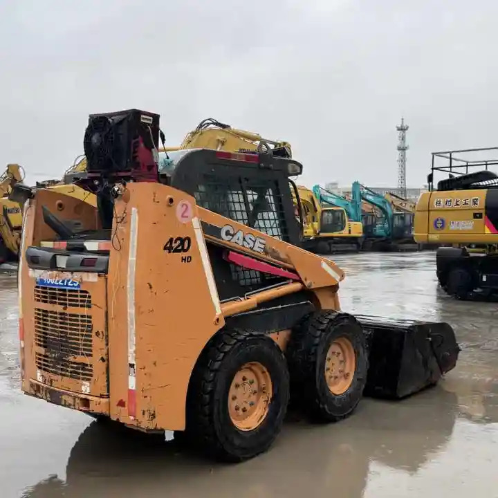 Original Second hand CASE skid steer loader 420 for sale compact skid steers loaders 440 430 420 in stock - Mini încărcător: Foto 5 Original Second hand CASE skid steer loader 420 for sale compact skid steers loaders 440 430 420 in stock - Mini încărcător: Foto 5