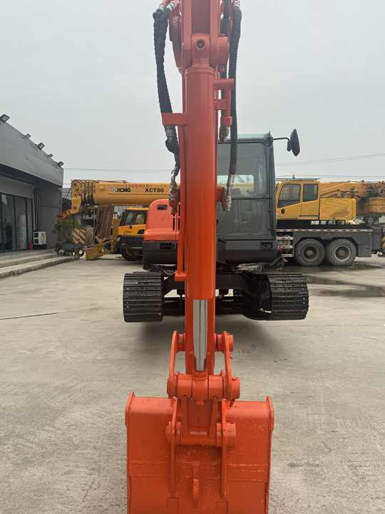 Top Grade in Stock Doosan DX60 Used 6 Ton Hydraulic Crawler Excavator Digger High Quality Factory Price Used 6 Ton - Excavator pe şenile: Foto 2 Top Grade in Stock Doosan DX60 Used 6 Ton Hydraulic Crawler Excavator Digger High Quality Factory Price Used 6 Ton - Excavator pe şenile: Foto 2