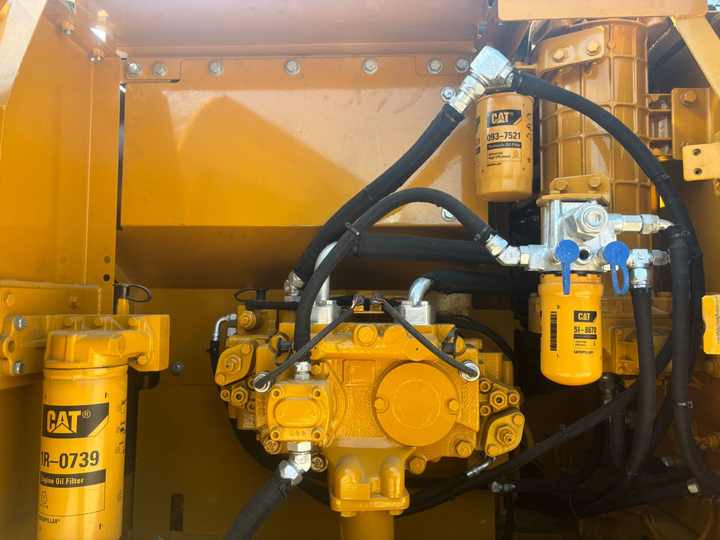 Used 20ton Excavator Original Crawler excavator Second-Hand Digger Machine Cat 320D 325 330D 336d Used Cat Excavator - Excavator pe şenile: Foto 4 Used 20ton Excavator Original Crawler excavator Second-Hand Digger Machine Cat 320D 325 330D 336d Used Cat Excavator - Excavator pe şenile: Foto 4