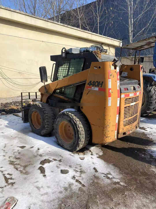 Used Case 440H Skid Steer Loader for Sale - Mini încărcător: Foto 3 Used Case 440H Skid Steer Loader for Sale - Mini încărcător: Foto 3
