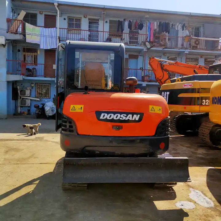 Used Doosan dh60-7 Excavator 100% Korea Used Mini Hydraulic Excavator Low Working Hours Low Price for sale - Excavator pe şenile: Foto 5 Used Doosan dh60-7 Excavator 100% Korea Used Mini Hydraulic Excavator Low Working Hours Low Price for sale - Excavator pe şenile: Foto 5