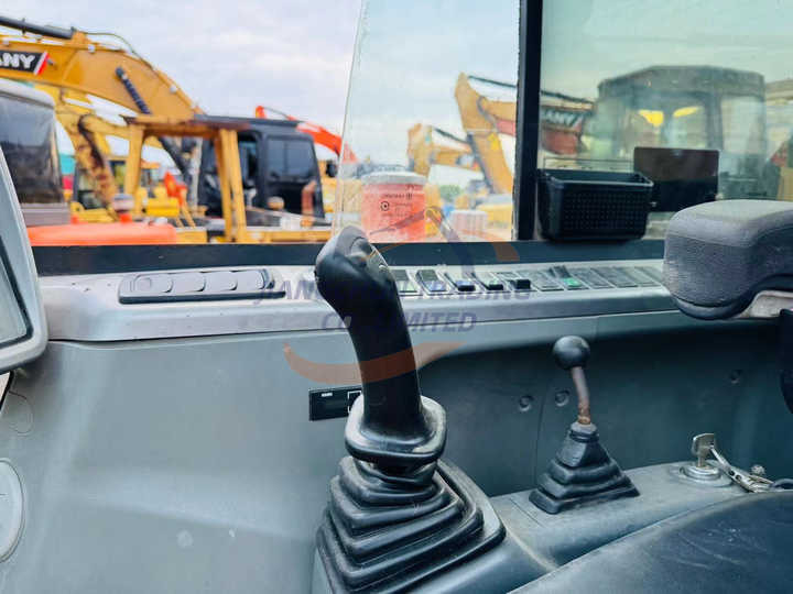 Used excavator doosan dx60 excavators earth-moving machinery doosan dx60 dx80 dx75 dx225 dh60 dh60-7for sale - Excavator pe şenile: Foto 2 Used excavator doosan dx60 excavators earth-moving machinery doosan dx60 dx80 dx75 dx225 dh60 dh60-7for sale - Excavator pe şenile: Foto 2