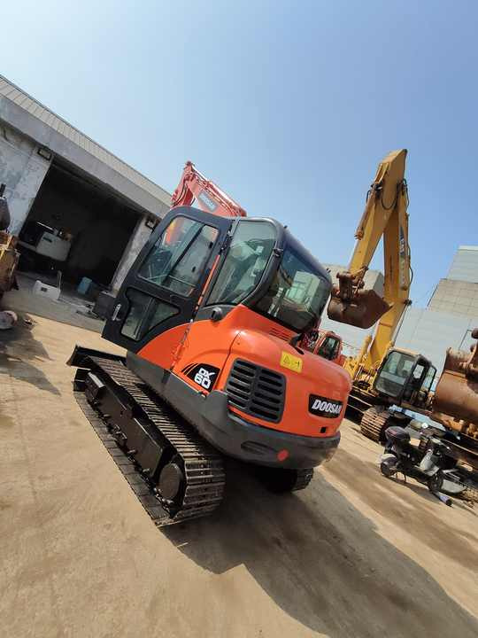 Used excavator doosan dx60 excavators machinery doosan dx60 dx80 dx75 dx225 dh60 dh60-7 excavator - Excavator pe şenile: Foto 5 Used excavator doosan dx60 excavators machinery doosan dx60 dx80 dx75 dx225 dh60 dh60-7 excavator - Excavator pe şenile: Foto 5