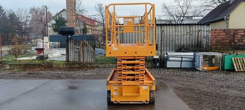 Haulotte Compact 14 - 14 m, electric - Platforma foarfeca: Foto 3 Haulotte Compact 14 - 14 m, electric - Platforma foarfeca: Foto 3