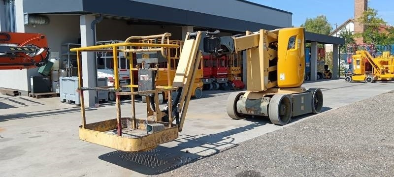 Haulotte HA12CJ+ - 11,7 m, electric *In poor condition* - Nacela articulata: Foto 2 Haulotte HA12CJ+ - 11,7 m, electric *In poor condition* - Nacela articulata: Foto 2